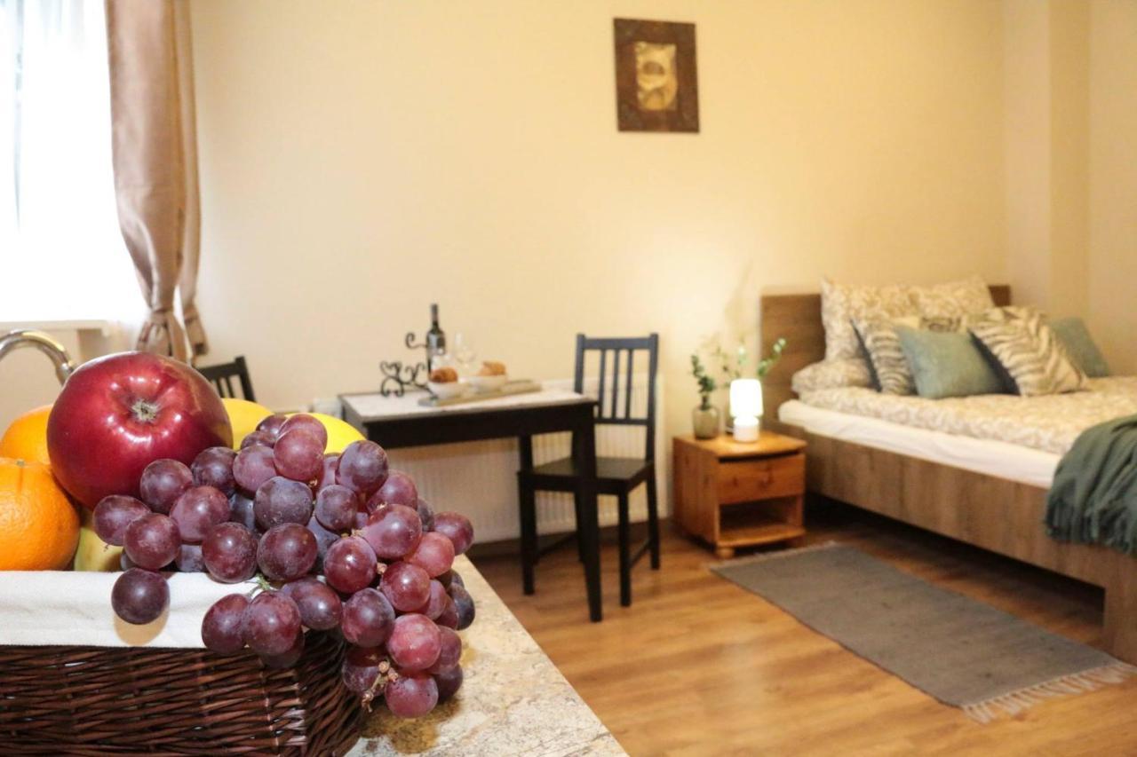 Palma Apartmanok Szallashely Szazhalombatta 6A Екстериор снимка